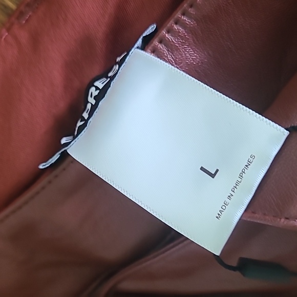 Express Faux Leather Red Straight Leg High Rise Pants Size Large - Picture 4 of 6